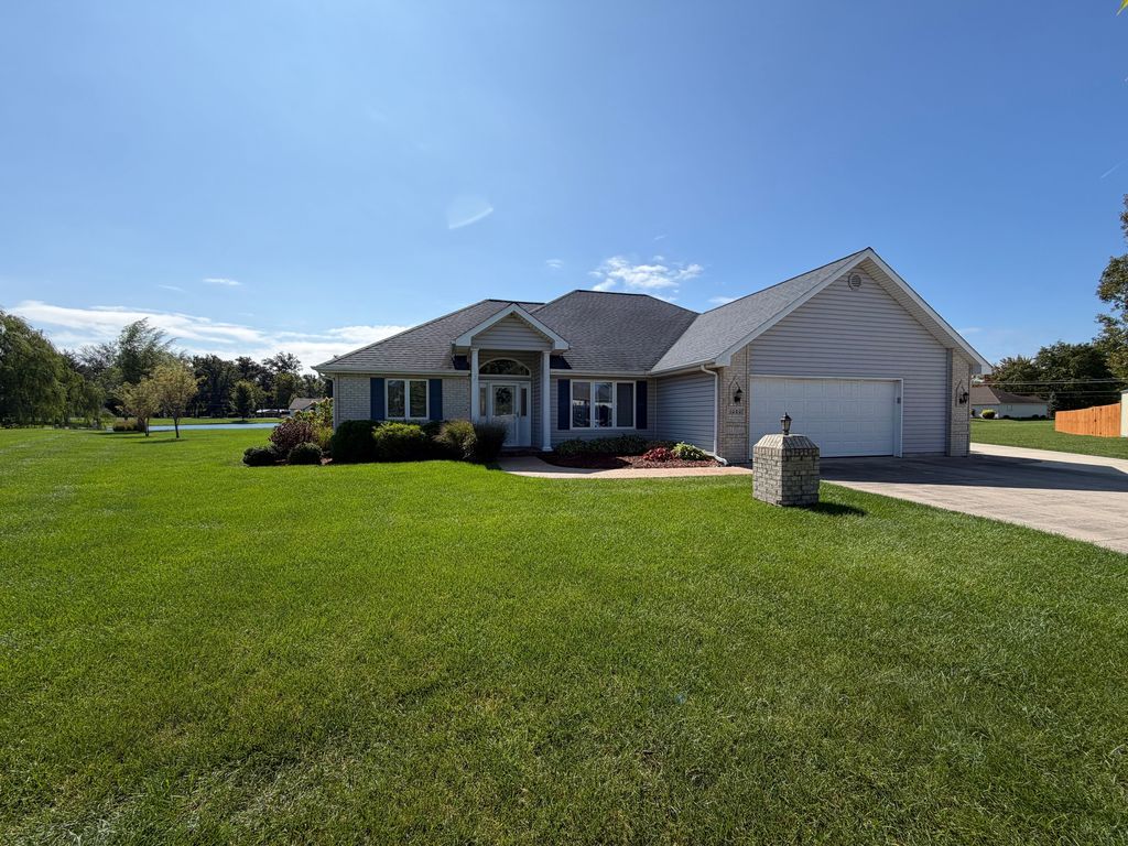 1020 Fawn Ct - Property Image