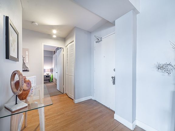 2nd image of 4960 N Marine Dr APT 1115