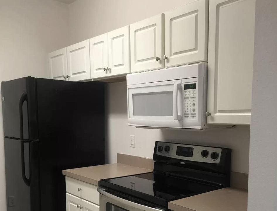 1st image of 5578 Metrowest Blvd APT 104