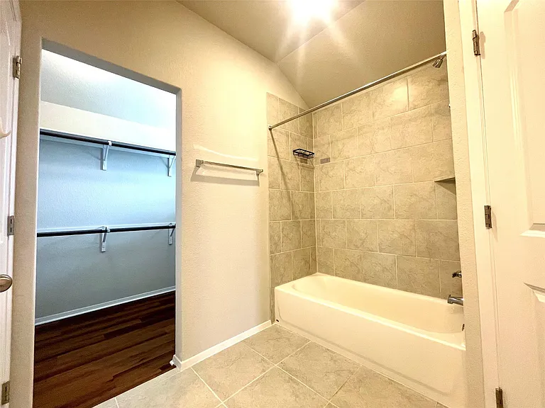 6701 Wolf Pack Dr — Photo 26