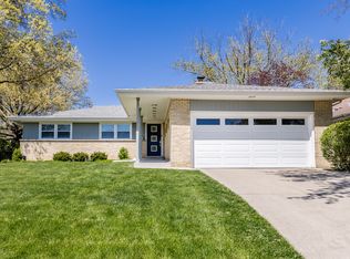 1040 61st St, Downers Grove, IL 60516