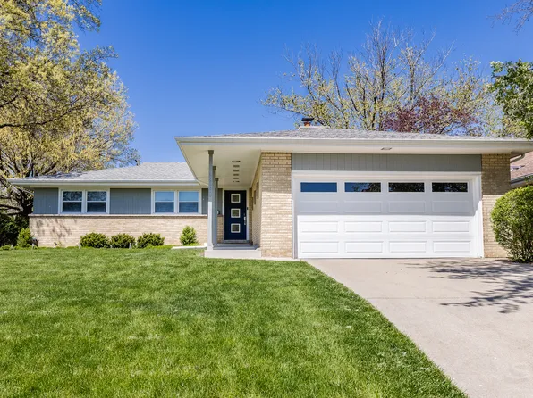 1040 61st St, Downers Grove, IL 60516