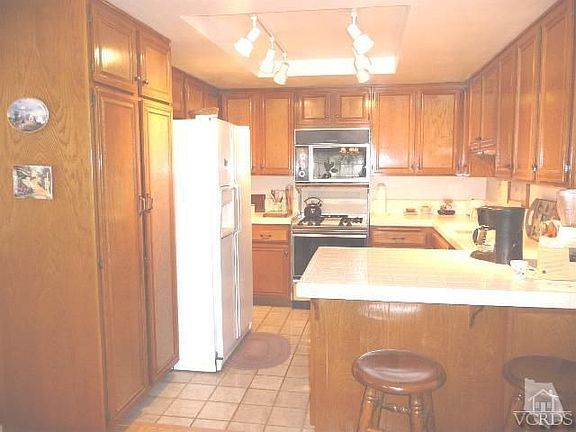5th image of 430 Las Palomas Dr