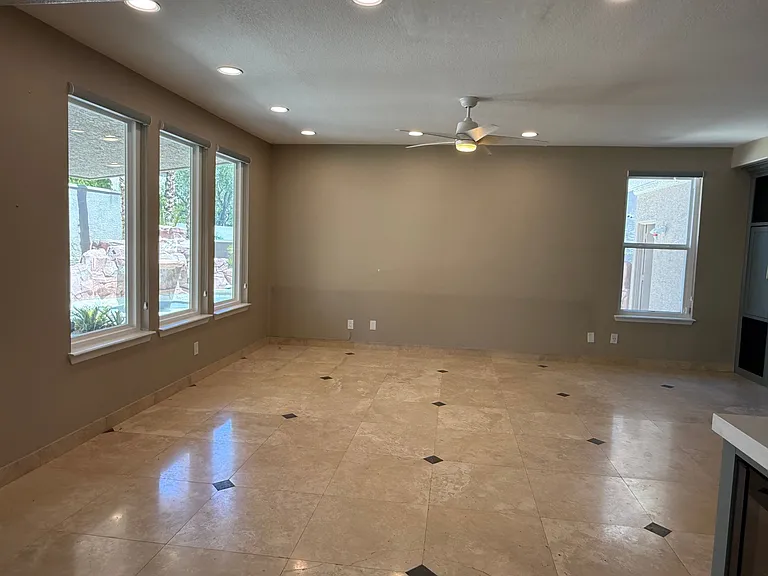 189 Bethany St — Photo 15