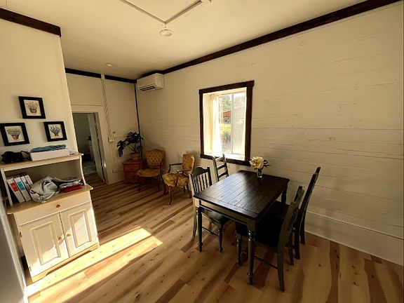 5th image of 137 Glendenning Rd