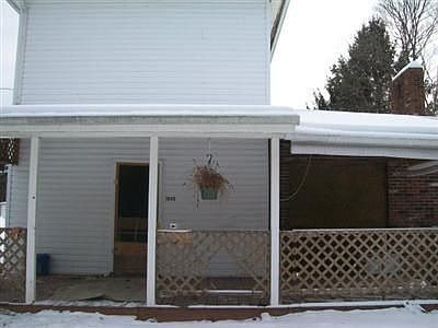 2nd image of 28415 Long St