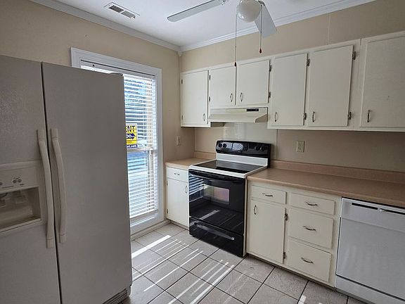 4th image of 4612 Fen Ct