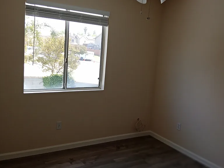 1225 Dolores Ln — Photo 10