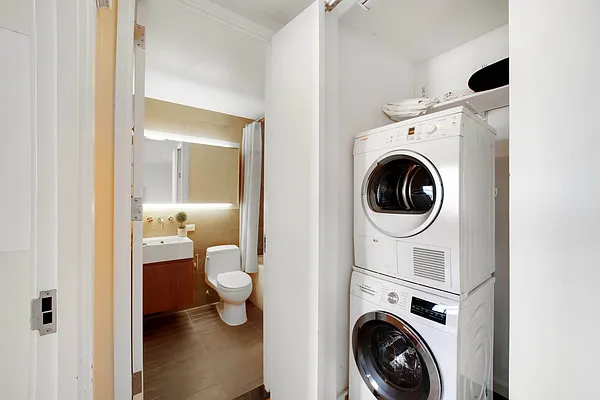 Sold by Highline Residential | media 8