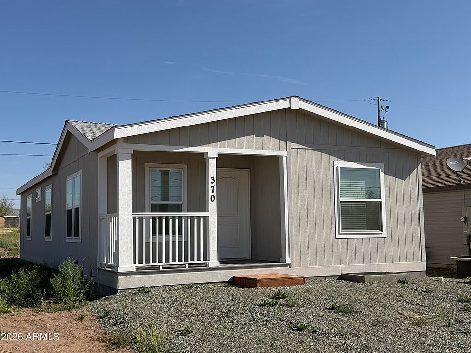 1st image of 370 W VENICE Way