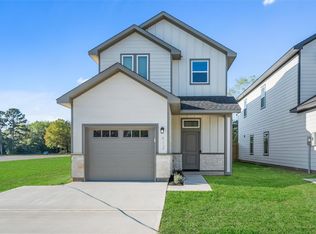 412 W Marlin St, Willis, TX 77378