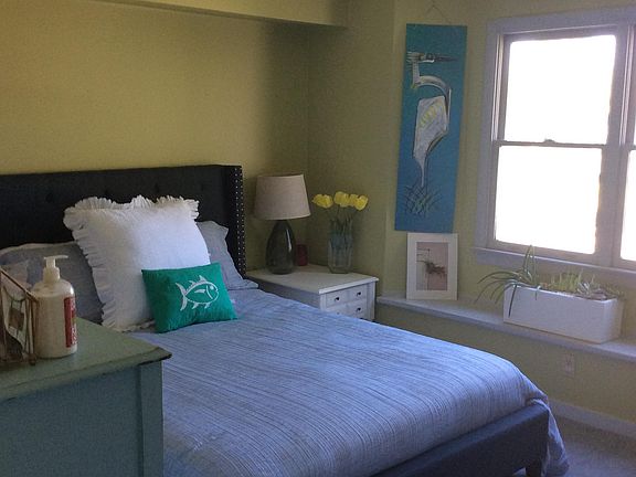 Downstairs bedroom. Queen size new mattress. Will be freshly painted. Nice size closet