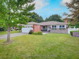 19 Peacham Cres, Toronto, ON M3M1S2