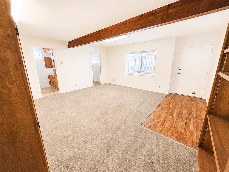 Bonus Family room with separate entrance