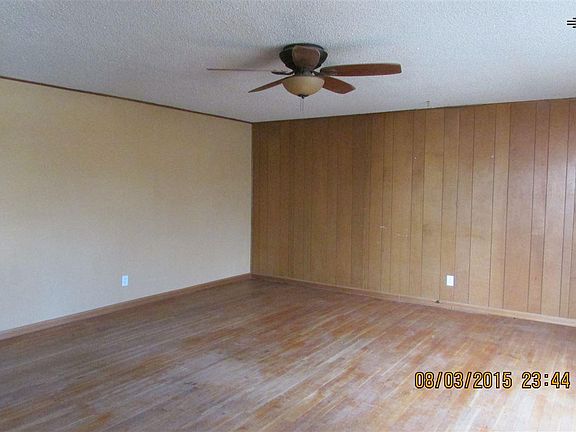 2nd image of 1327 S Avenue G