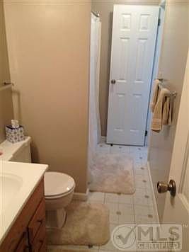 4th image of 1215 Cleveland Ave