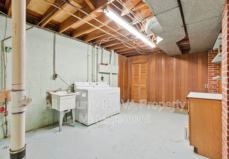 3160 Ravenwood Dr — Photo 29