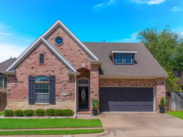 2207 Eagles Nest Dr, Euless, TX 76039