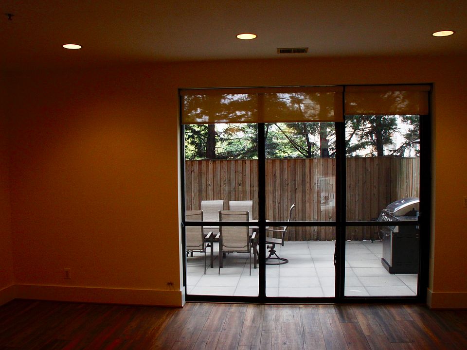 Living Room to Court Yard