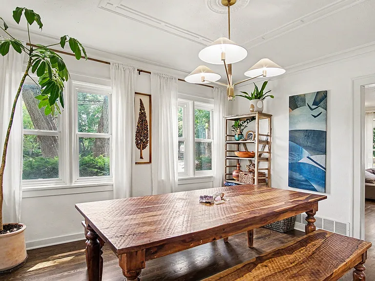 1154 E Chippewa Dr SE — Photo 15