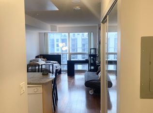 763 Bay St #1715, Toronto, ON M5G 2R3