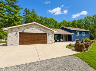 6828 Aurora Dr, Akeley, MN 56433