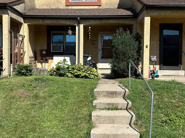 1808 Walnut Ridge Est, Pottstown, PA 19464