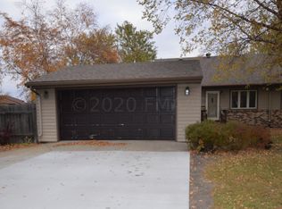 2113 31st Ave S, Fargo, ND 58103