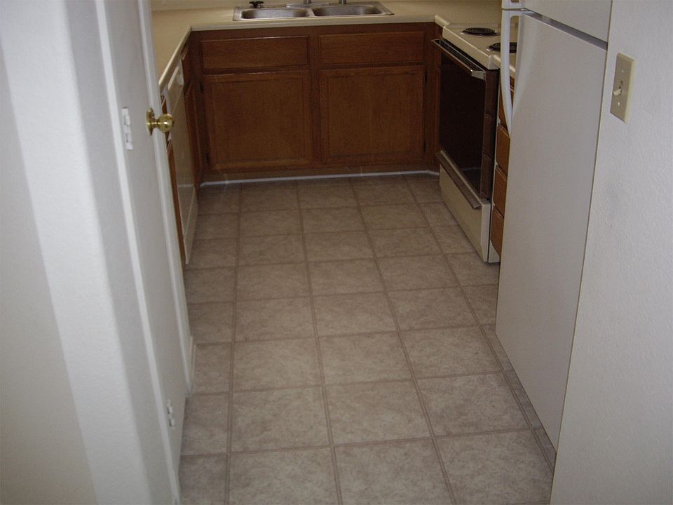 2nd image of 2193 Aspen Mirror Way APT 201