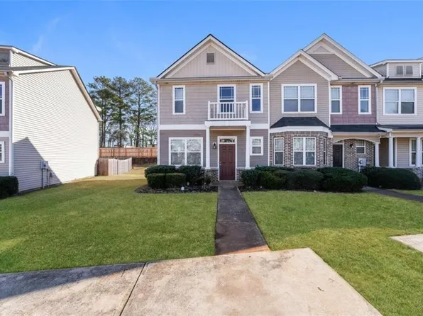 6400 Ellenwood Dr, Rex, GA 30273