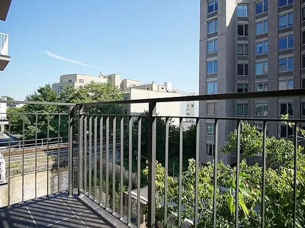 912 Bergan Street image 12 of 12