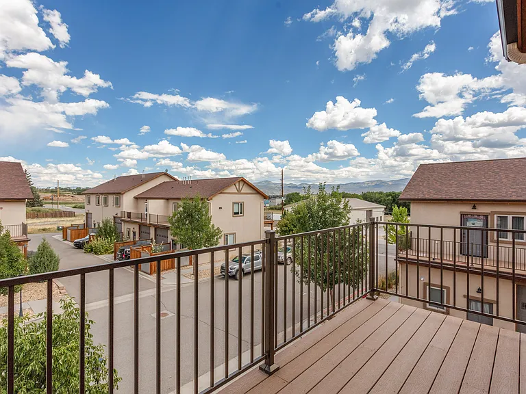 201 Summitview Ln #1/2 — Photo 16