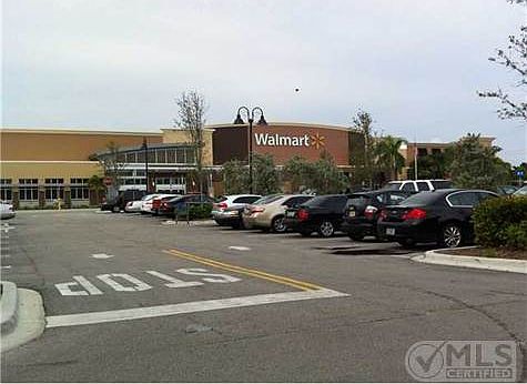 4th image of 3025 N Federal Hwy