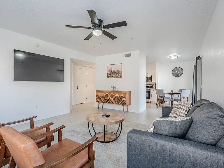 1564 N Paseo La Tinaja — Photo 29
