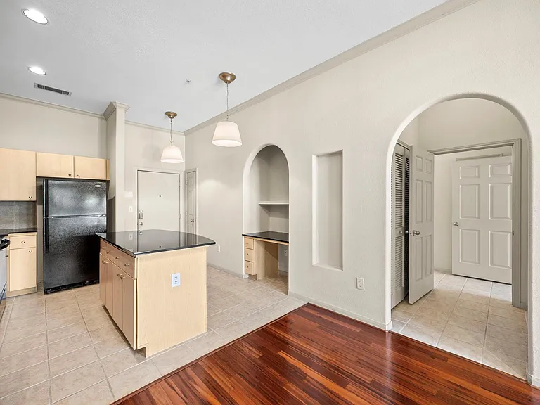 1441 East St #207 — Photo 8