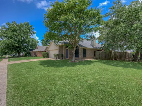 5707 Pampus Ln, Bossier City, LA 71112