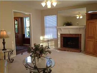3rd image of 6113 Flag Point Dr