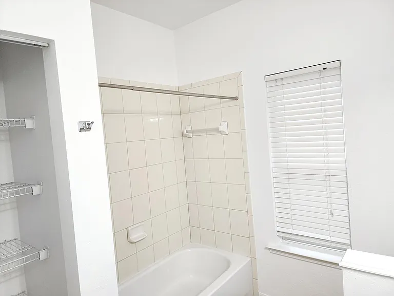 8184 SW 73rd Ln — Photo 29