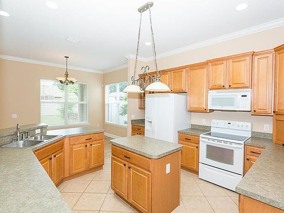 2nd image of 7136 Remington Oaks Loop
