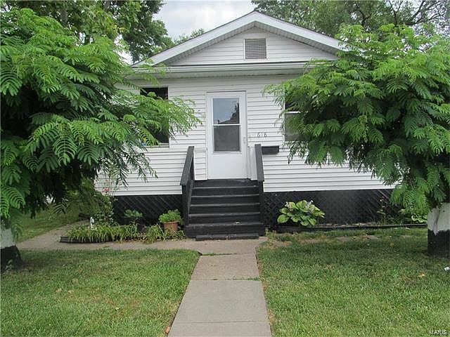 1st image of 618 N 37th St