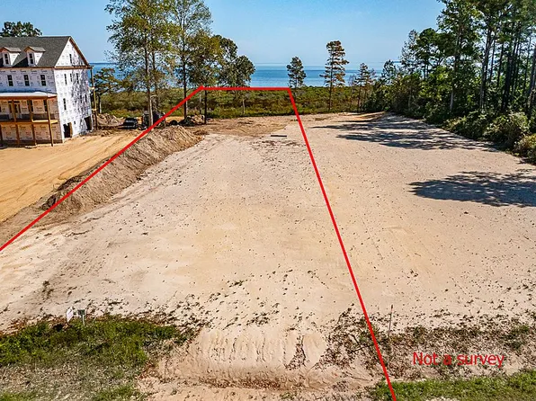 119 Cedarwood Dr, Havelock, NC 28532