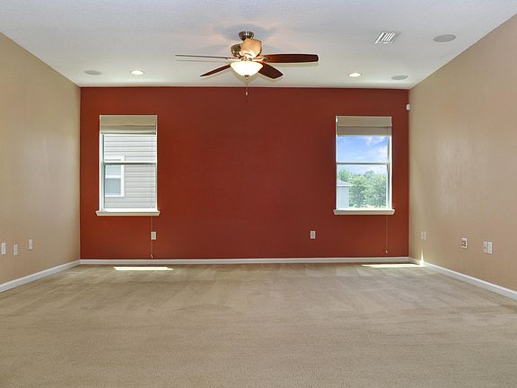 4th image of 12129 Alexandra Dr