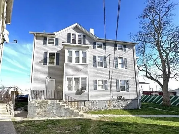 64 Rocliffe St, Fall River, MA 02723