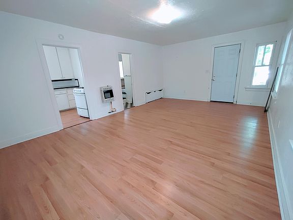 3rd image of 630 Chautauqua Ave #2