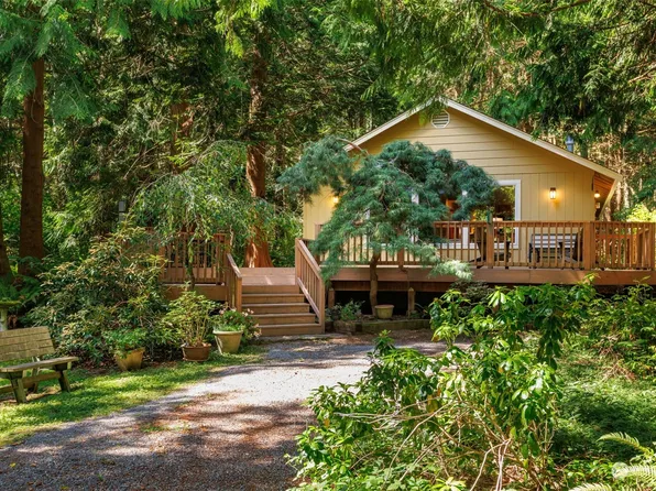 17590 Indian Road, La Conner, WA 98257