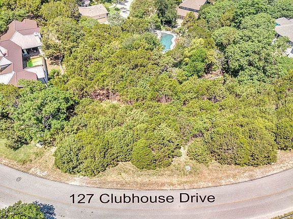 5th image of 127 Clubhouse Dr