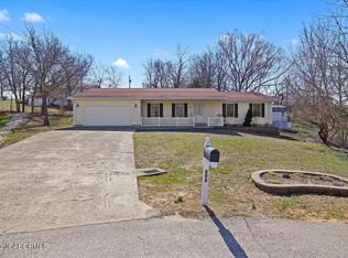 604 Quail Run Rd, Iberia, MO 65486