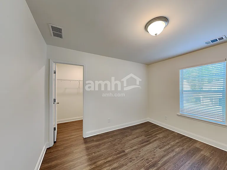 7062 Creeksong Dr — Photo 15