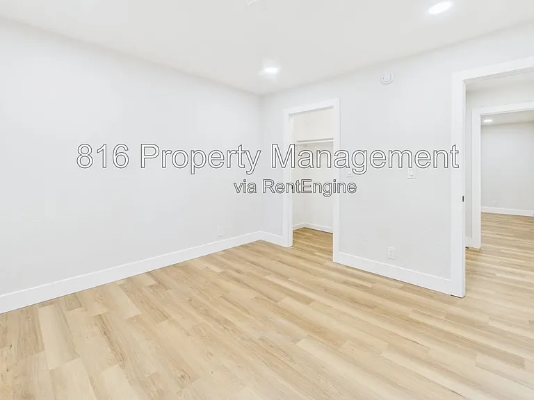 9524 Manning Ave #9520 — Photo 10