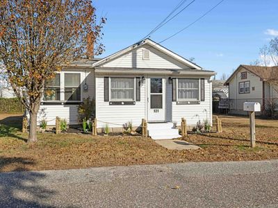 121 E Pacific Ave, Villas, NJ, 08251
